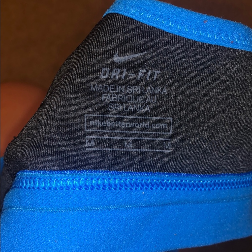 Sports bra - Picture 3 of 3